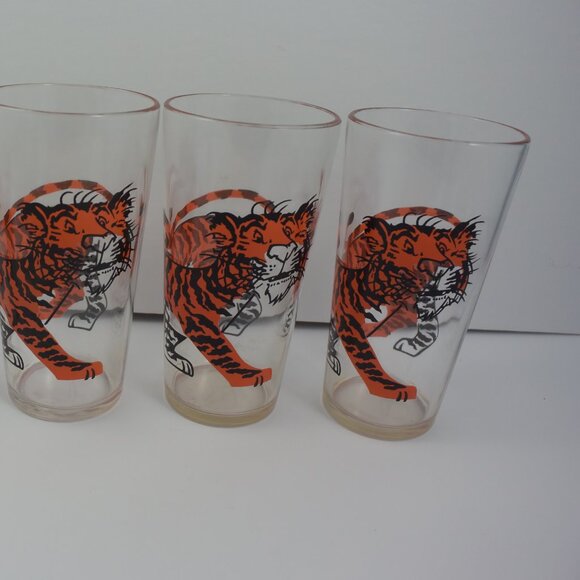 4 Esso "Put a Tiger in Your Tank" Drink Glasses Vintage Excellent Condition! - Picture 3 of 13